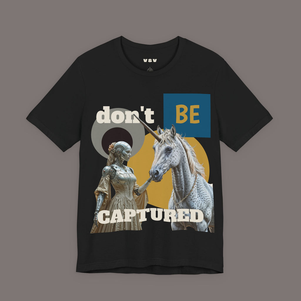 A Maiden and an Unicorn - Medieval Lore Unisex Art Tee