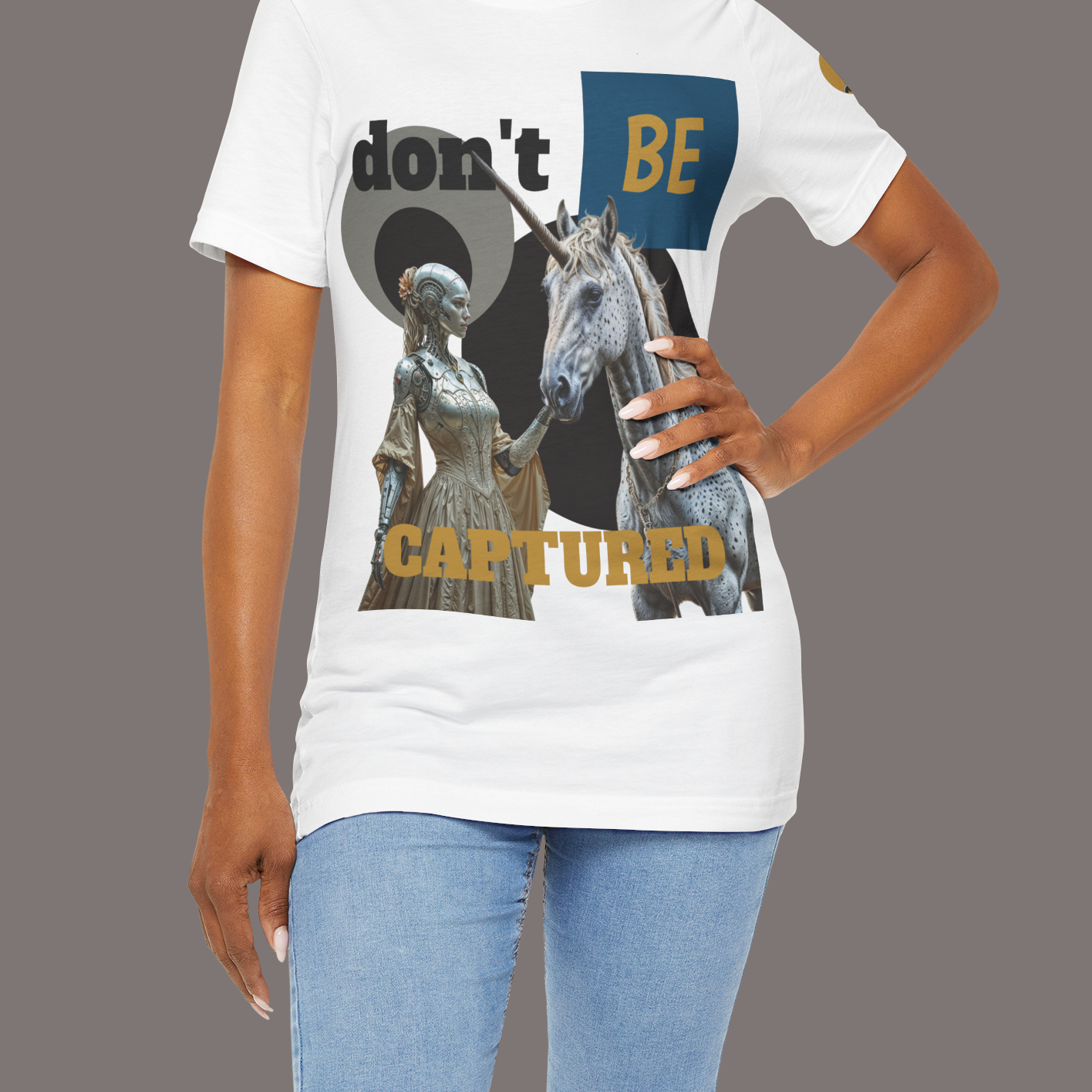 A Maiden and an Unicorn - Medieval Lore Unisex Art Tee