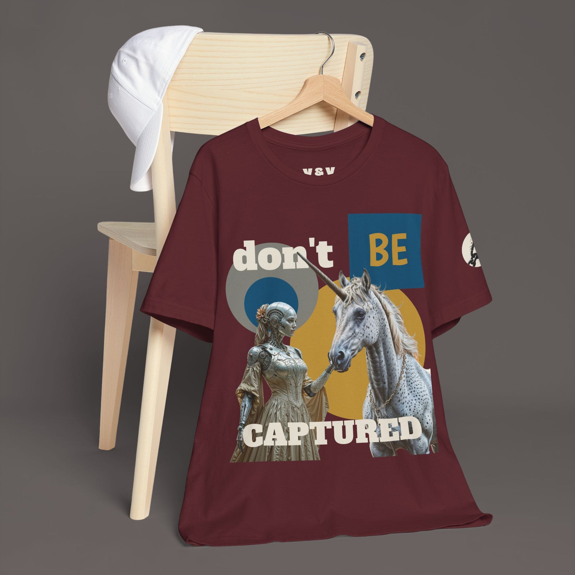 A Maiden and an Unicorn - Medieval Lore Unisex Art Tee