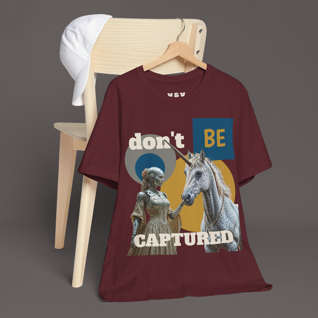 A Maiden and an Unicorn - Medieval Lore Unisex Art Tee